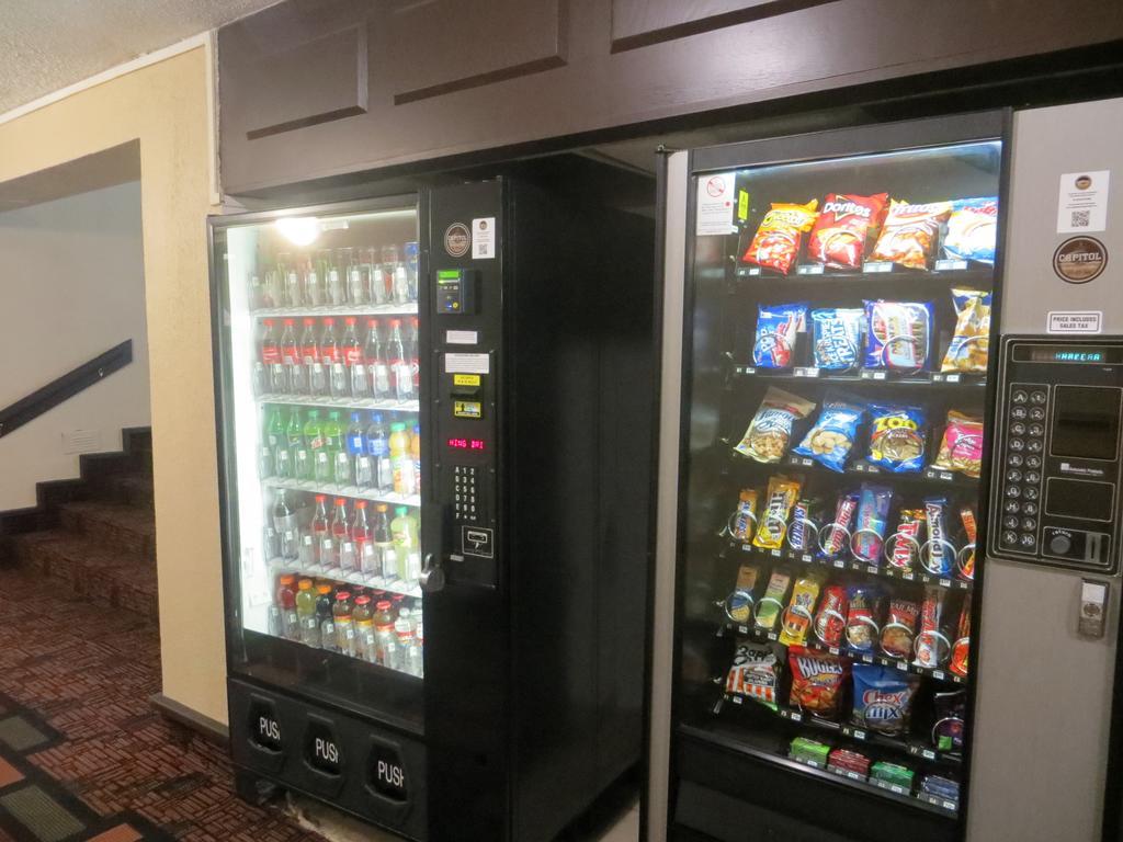 University Inn Austin North 외부 사진