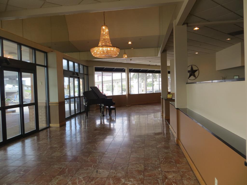 University Inn Austin North 외부 사진