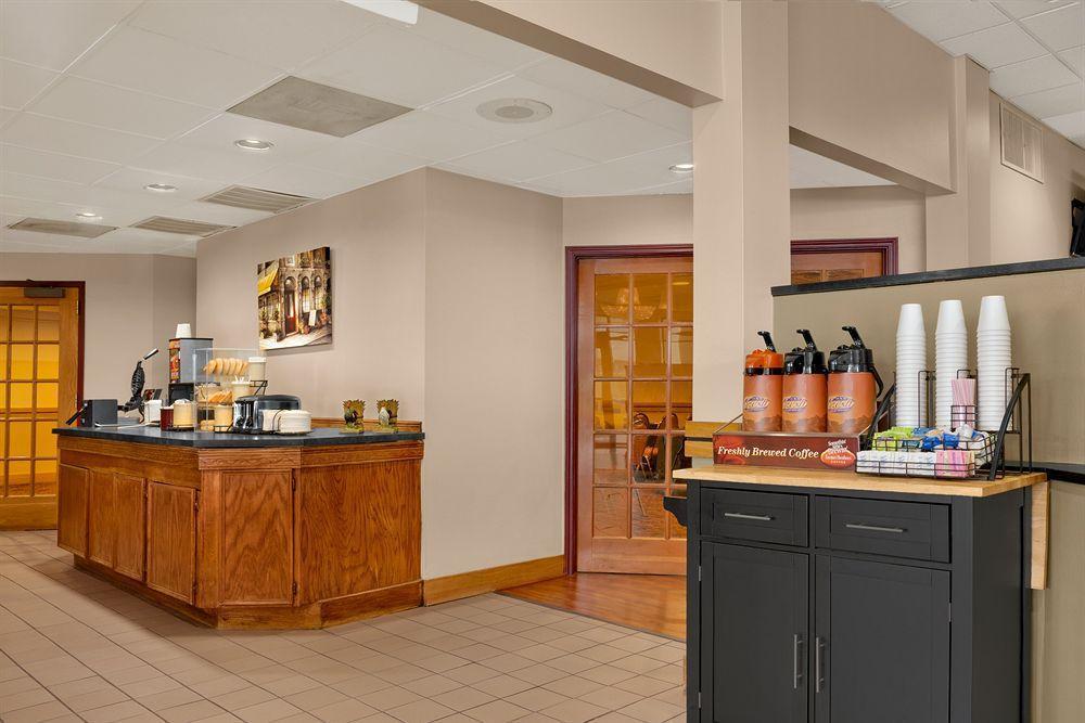 University Inn Austin North 외부 사진